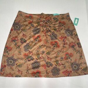 NWT Maurice’s Floral Tan Skirt. Size M. Soft suede like feel. Laced front ties